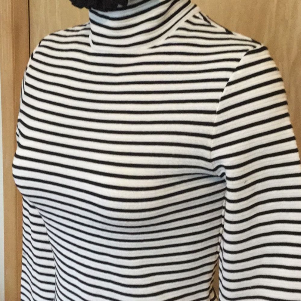 MSGM Ruffle Neck Stripe Rib Stitch Sweater - Picture 6 of 12
